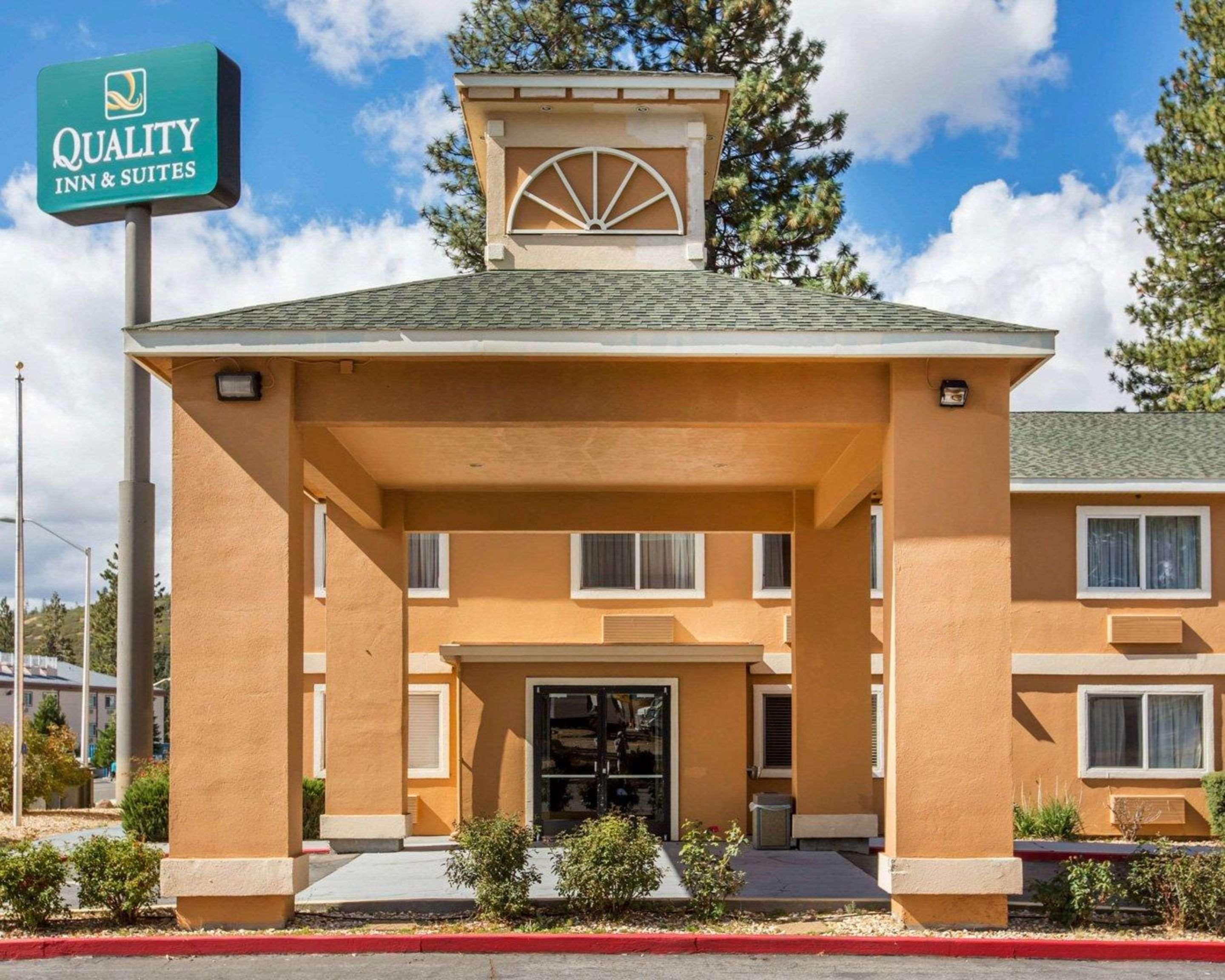 Quality Inn & Suites Weed Εξωτερικό φωτογραφία
