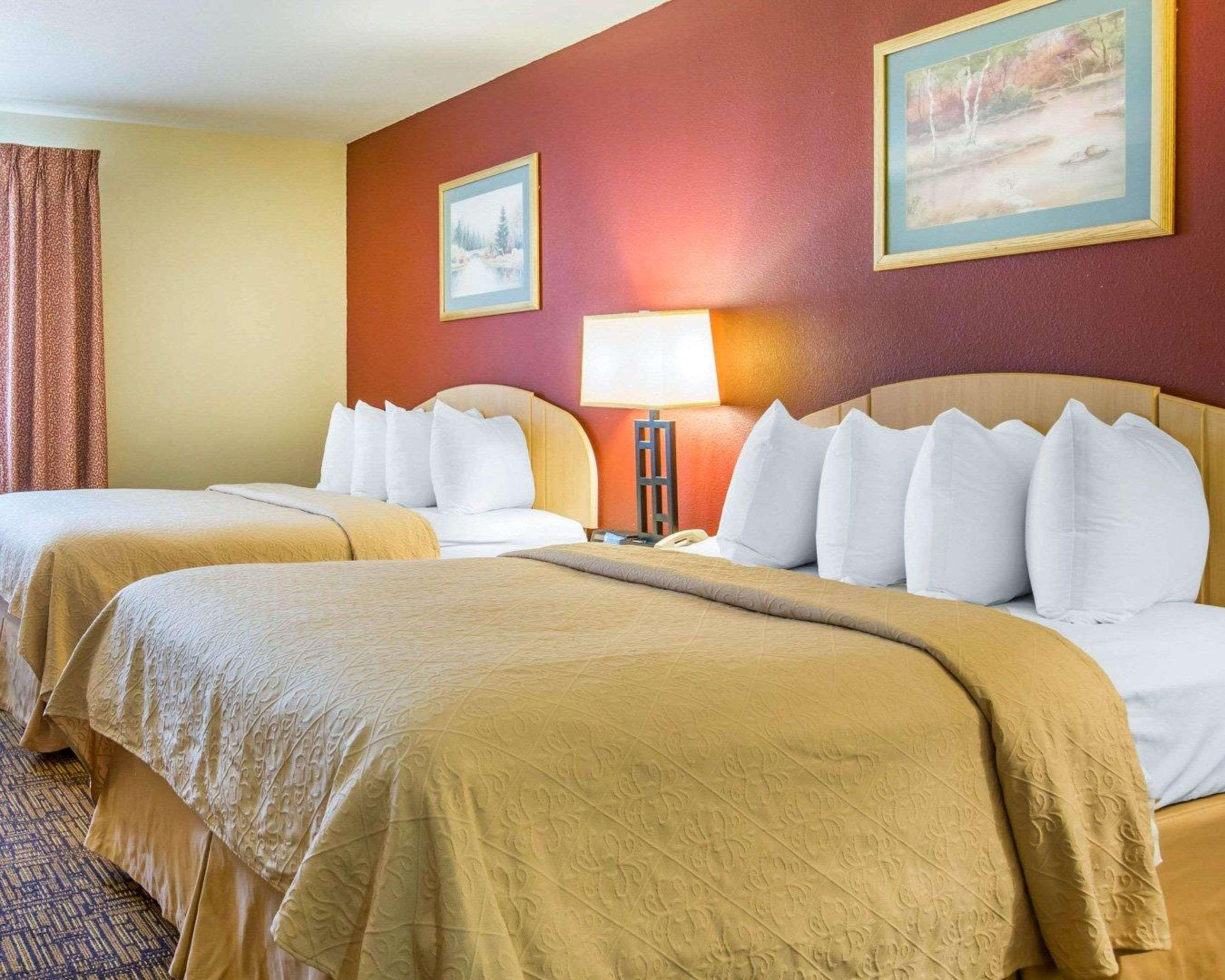 Quality Inn & Suites Weed Εξωτερικό φωτογραφία