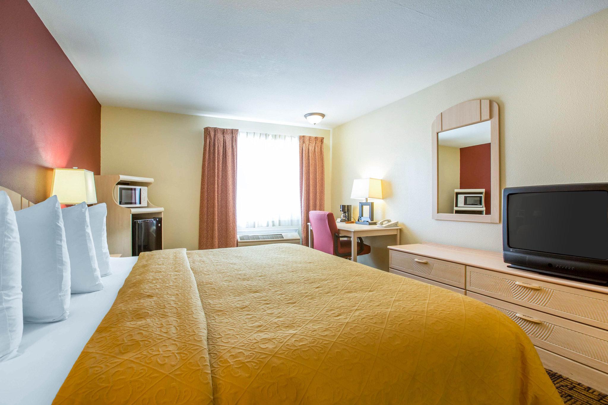 Quality Inn & Suites Weed Εξωτερικό φωτογραφία
